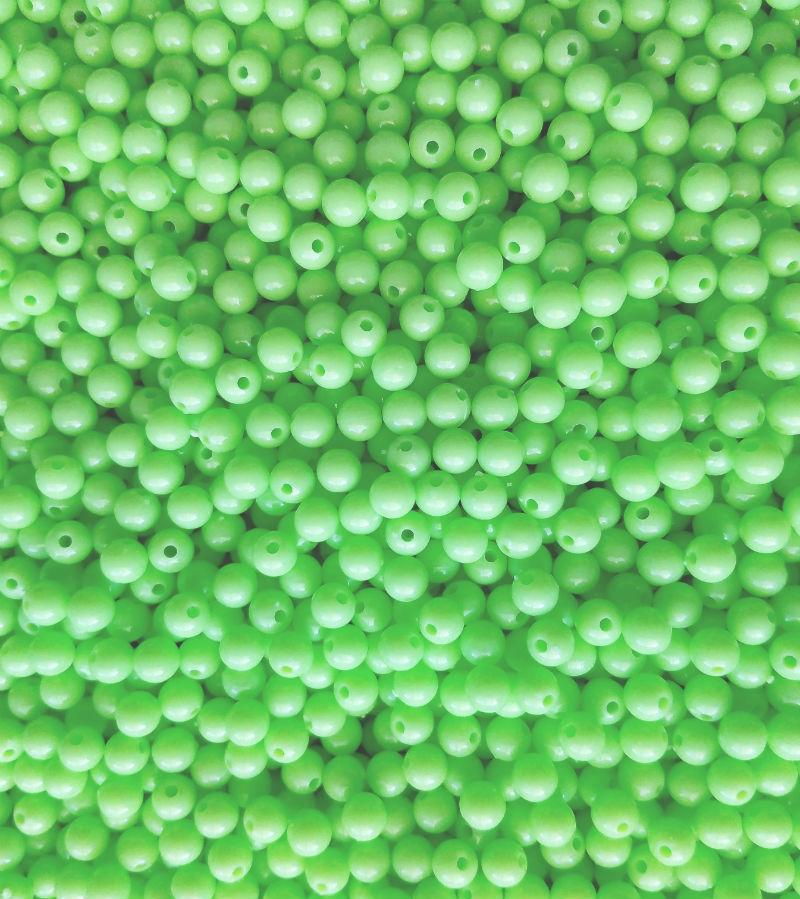 PL47-Plain Spring Green Beads